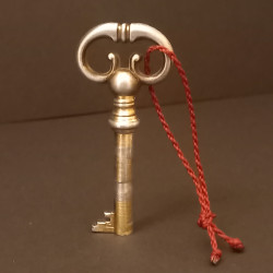 Alter (magischer) Schlüssel